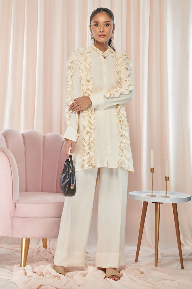 Picture of Ruffle Ivory