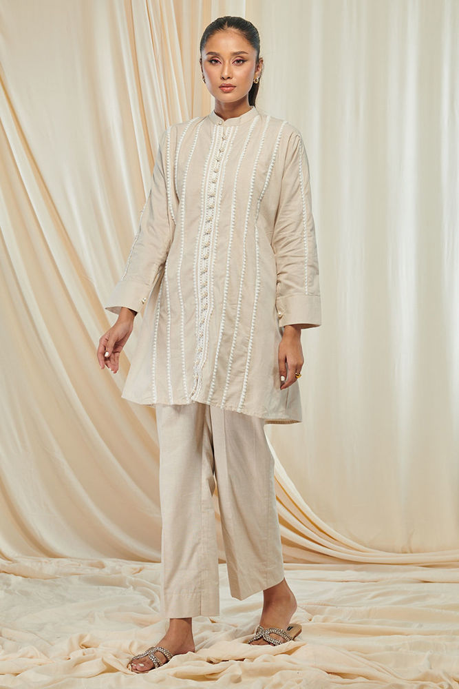 Picture of Ivony Ivory