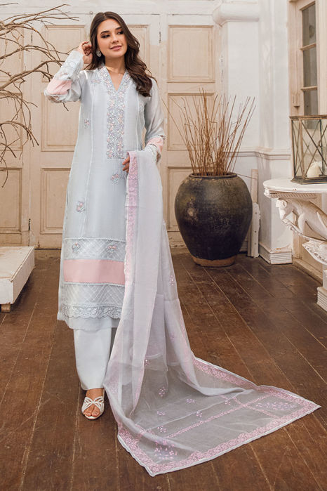 Picture of Skyler Blue