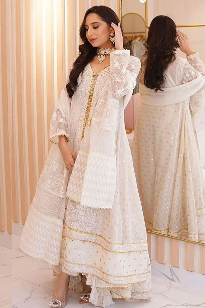 Picture of Sarah in  Egg Shell White Kalidar