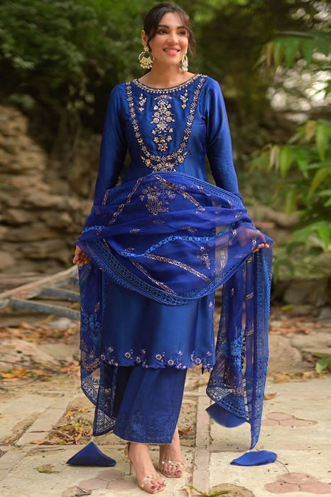 Picture of Zhalay Saradhi Manha