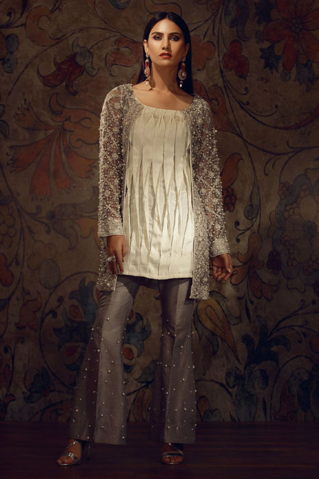 Picture of Embroidered Grey Wrap