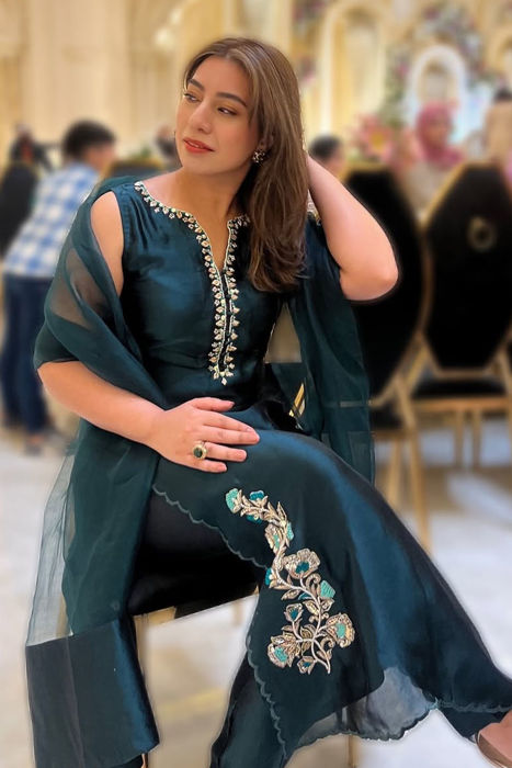 Yusra Chaudhry In Teal Dream