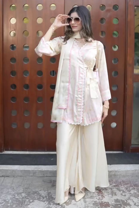 Aleena Bajwa In Berry Breeze