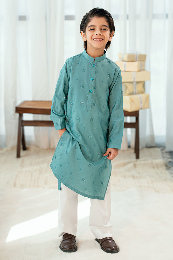 Picture of Mini Faris