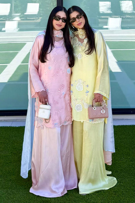 Client In Blush Rose